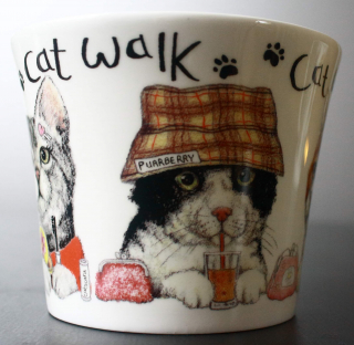 Roy Kirkham Frühstückstasse mit Untersetzer; Cat Walk